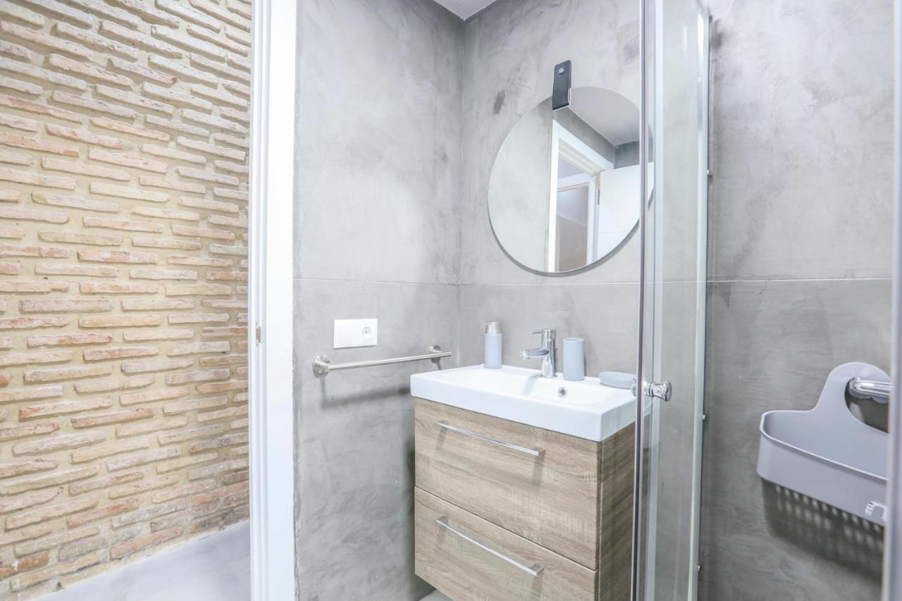 Apartamento Alfareria Seville Exterior photo